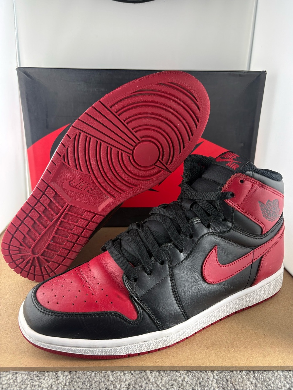 Nike Air Jordan 1 Retro High OG Mens Size 10 Bred Banned 2013 555088-023 Beaters